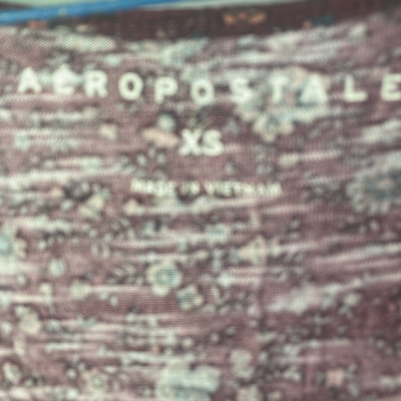 Aeropostle womens extra small top. Floral maroon color - Picture 2 of 2